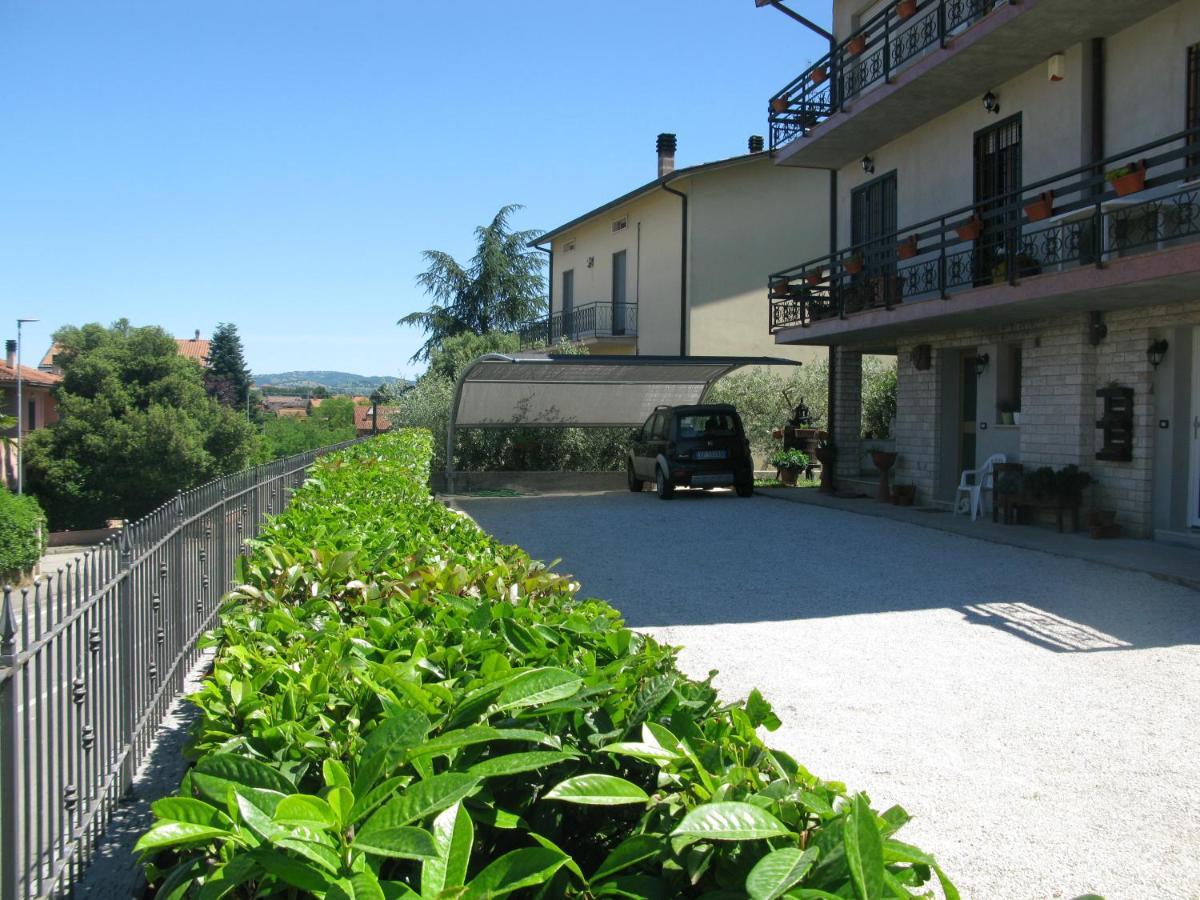 Civico 29 Apartment Collestrada Exterior photo